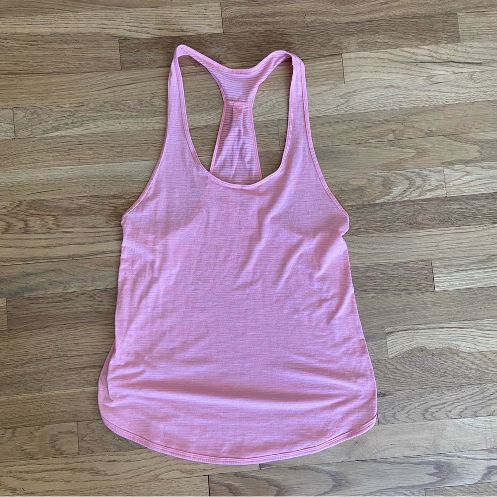 Lululemon pink tank top size 6
